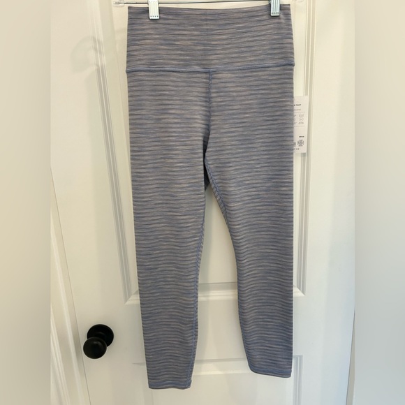 Athleta TRANSCEND HIGH RISE TEXTURED 7/8 LEGGING - Picture 3 of 7